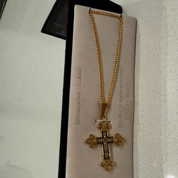 Vintage NWT Damascene 24k Gold Cross Necklace - Picture 8 of 10